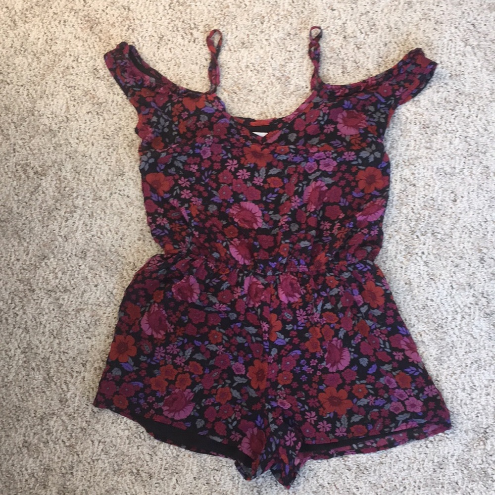 Xhiliration Floral Romper